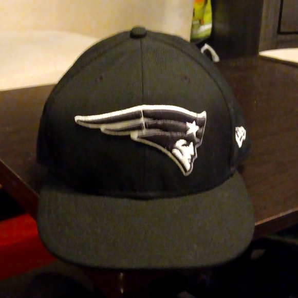 New Era Other - NE PATRIOTS NEW ERA HAT SZ 7 3/8